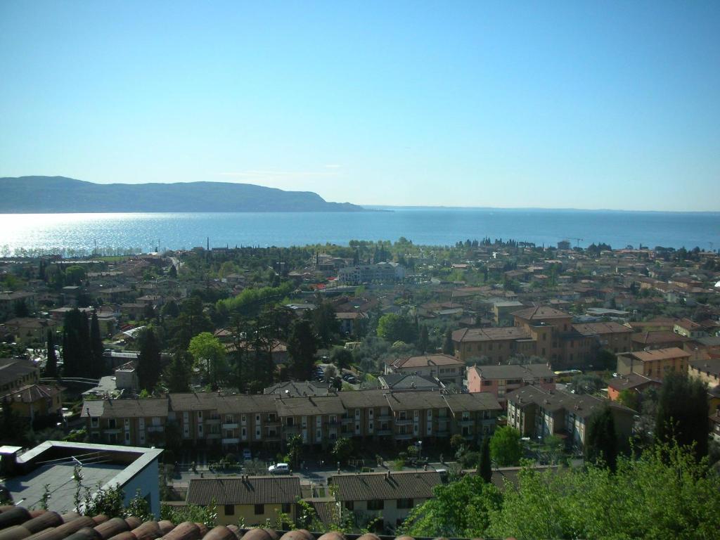 Villa Susina Toscolano Maderno Bagian luar foto