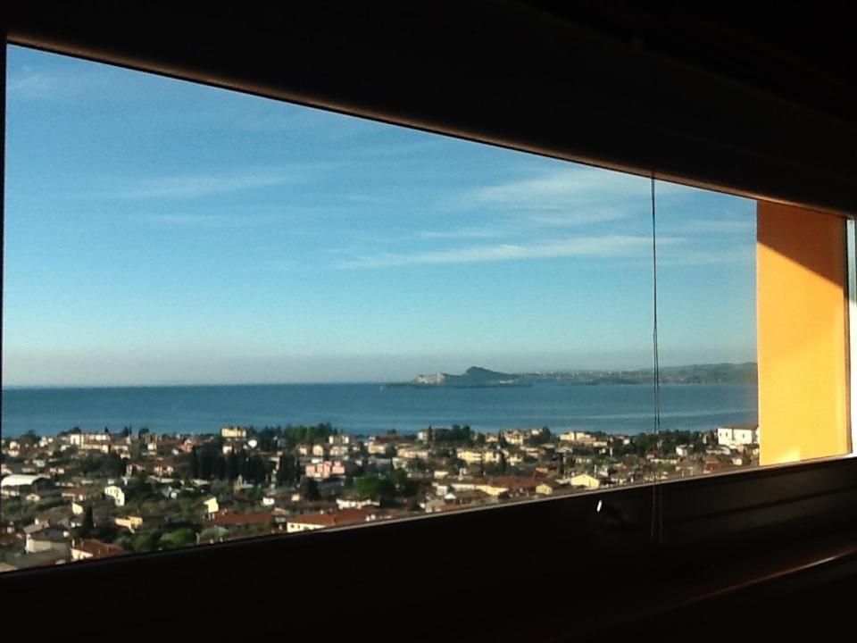 Villa Susina Toscolano Maderno Ruang foto