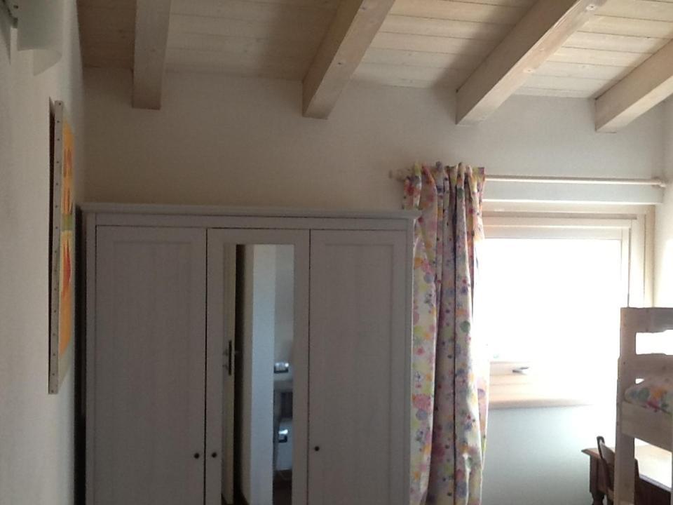 Villa Susina Toscolano Maderno Ruang foto